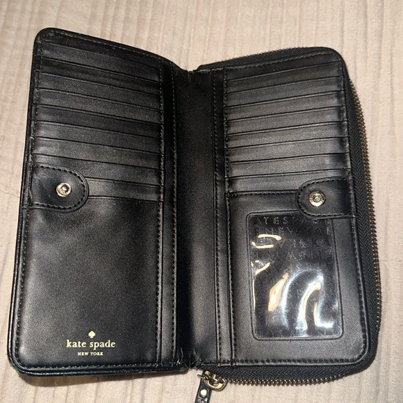 Black Kate spade ♠️ wallet - Picture 2 of 4